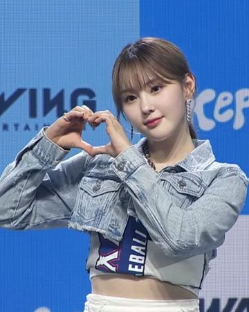 채현 사진