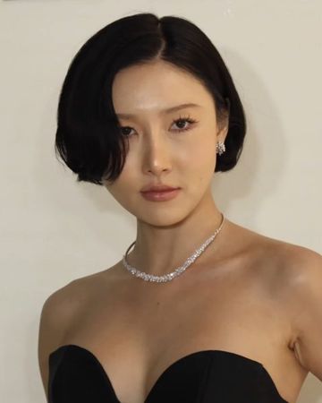 화사 사진