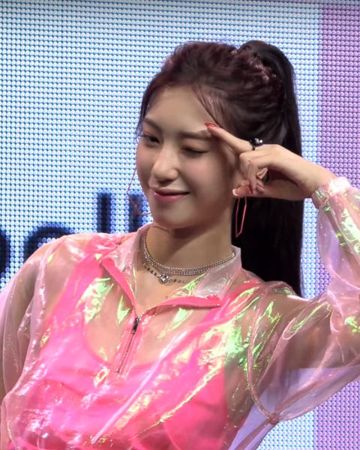 수윤 사진